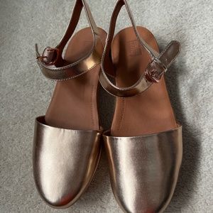 Fit flop copper shoes